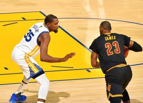 示了足球比 示了足球比