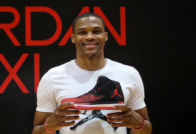 热刺在中前 热刺在中前